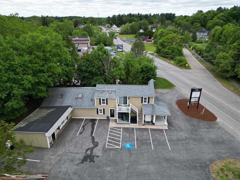 More Photos Of 326 Main St, Northborough Freestanding For Sale