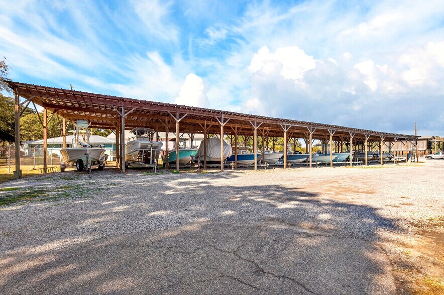 More Photos Of 3308 Mary Walker Dr, Gautier Marina For Sale