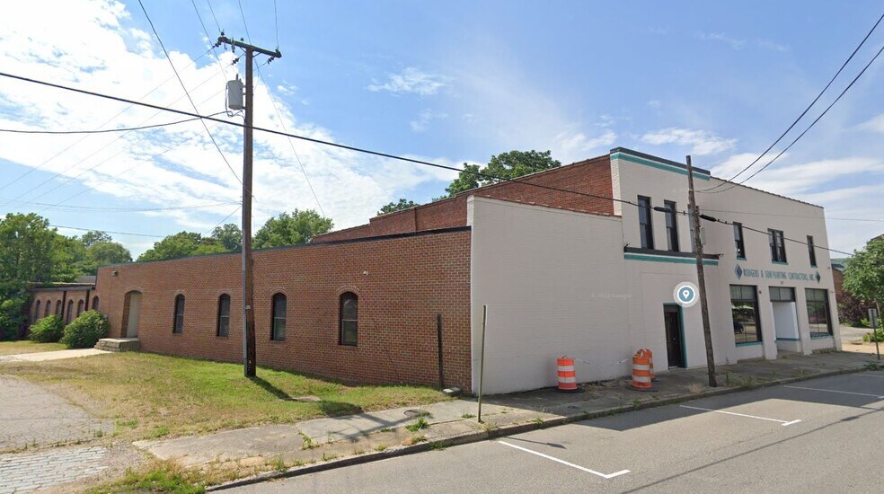 More Photos Of 222 N Market St, Petersburg Warehouse For Sale