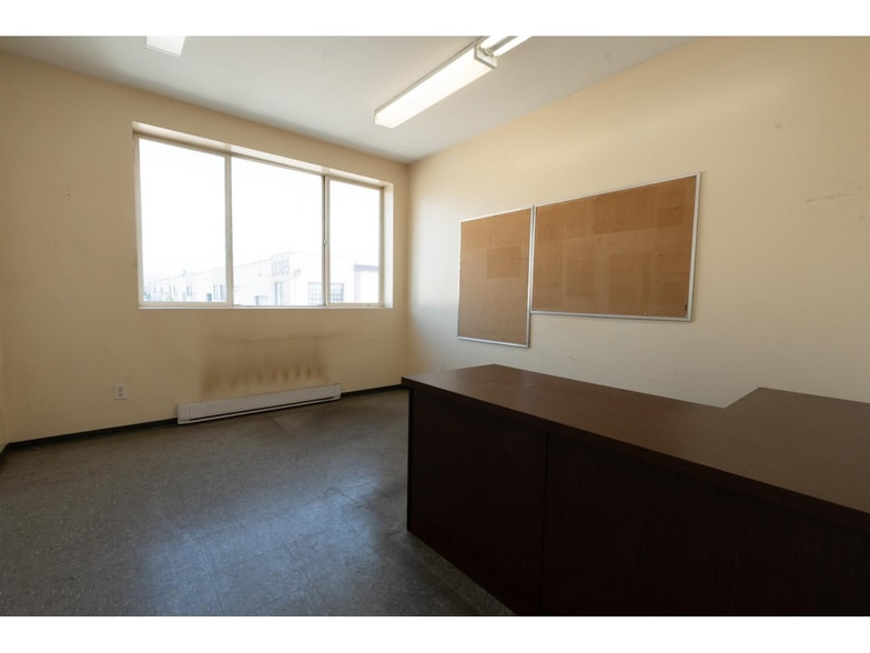 More Photos Of 13365 115th Ave, Surrey Light Manufacturing For Sale