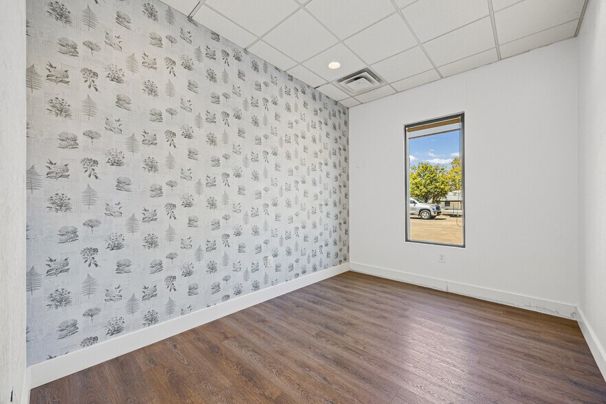 More Photos Of 7225 W Highway 71, Austin Medical For Lease