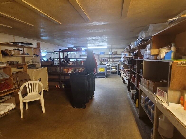 More Photos Of 153 Main St, Bowlus Convenience Store For Sale