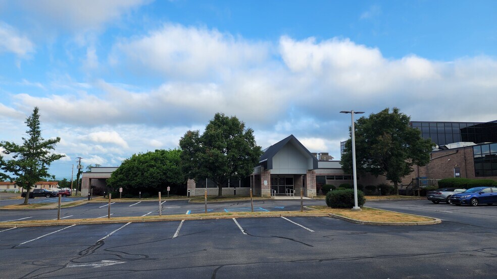 More Photos Of 1130 Highway 315, Wilkes Barre Medical For Sale