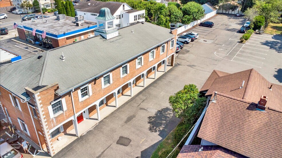 More Photos Of 2119 Post Rd, Fairfield Medical For Sale