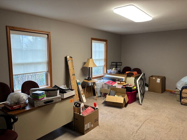 More Photos Of 621 S Grand Ave, Fowlerville Office Residential For Sale