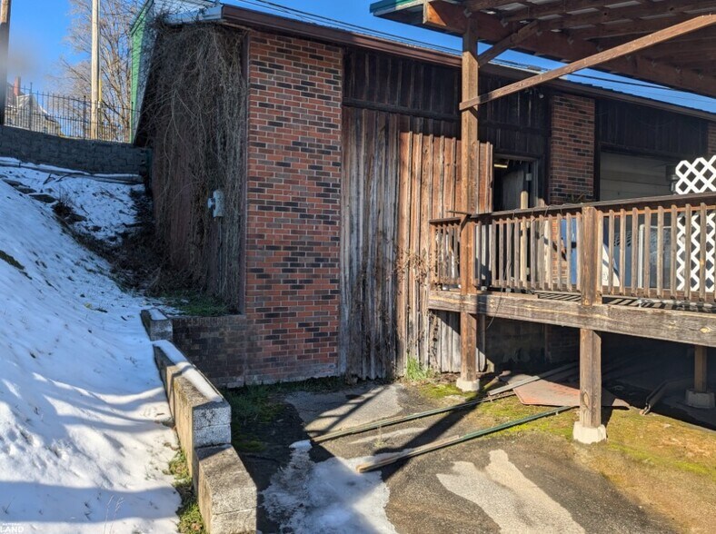 More Photos Of 1805 N Broad St, Tazewell Land For Sale