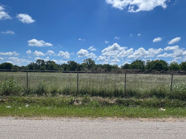 More Photos Of Lot #1 1st Street, Crockett Land For Sale