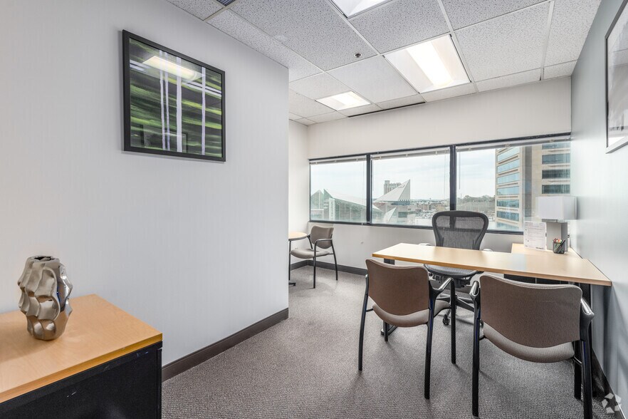 More Photos Of 400 E Pratt St, Baltimore Coworking Space
