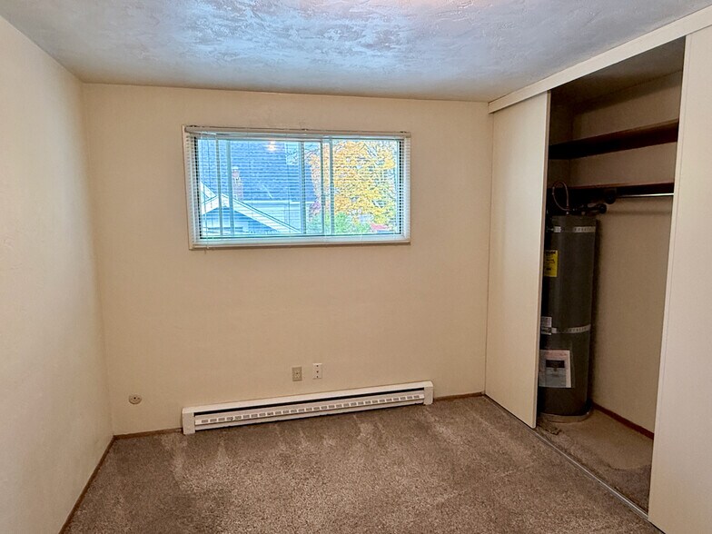 More Photos Of 426 NW 11th St, Corvallis Apartments For Sale