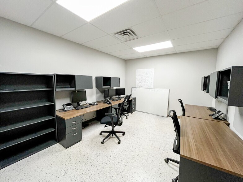 More Photos Of 906 S Highway 285, Pecos Warehouse For Sale