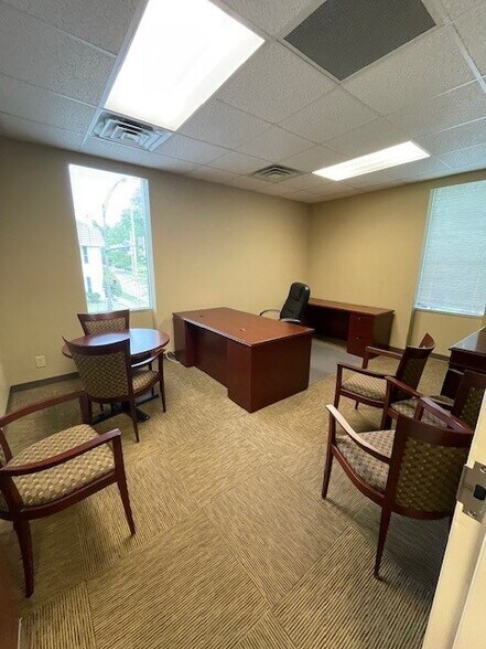 More Photos Of 408 Franklin St SE, Huntsville Office For Lease