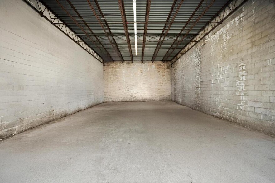 More Photos Of 308 Larkfield Rd, East Northport General Retail For Sale