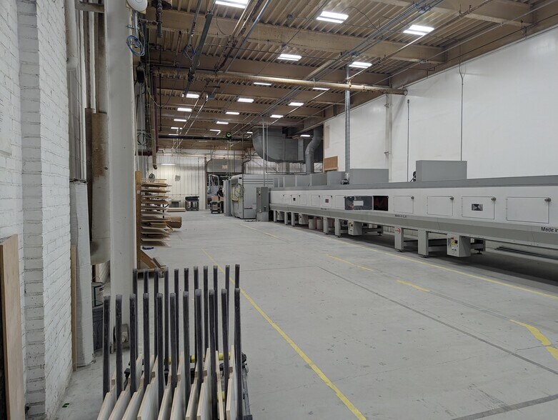 More Photos Of 100 Lawton St, Torrington Manufacturing For Lease