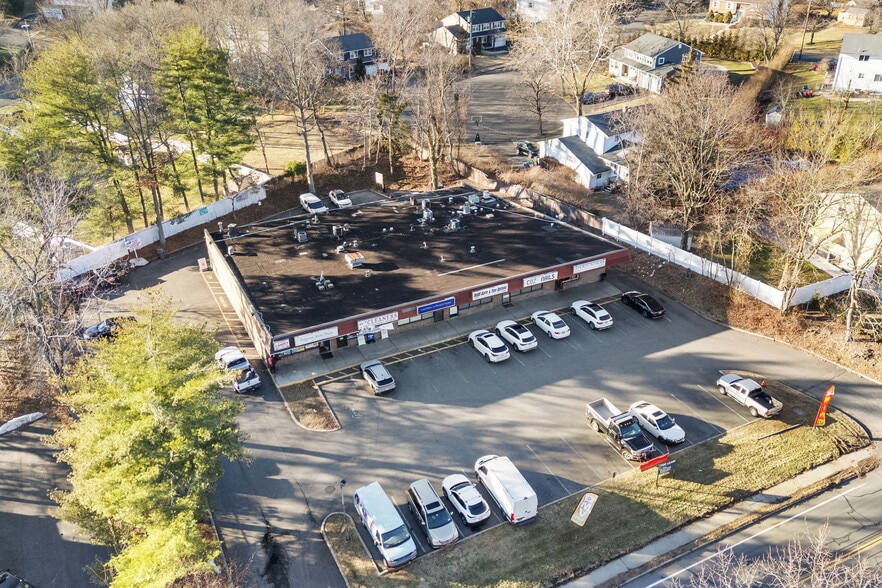 More Photos Of 362-374 Western Hwy, Tappan Freestanding For Lease