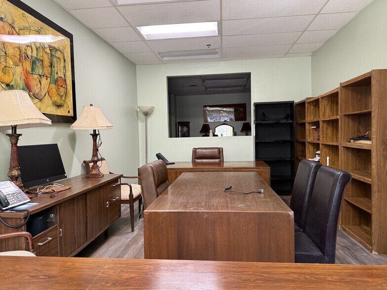 More Photos Of 3431-3495 S Main St, Los Angeles Manufacturing For Sale