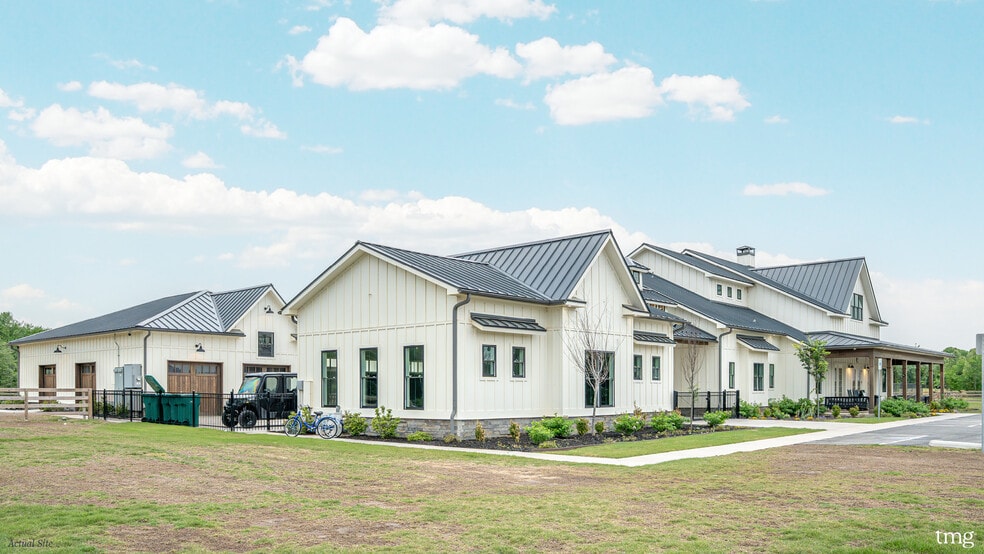 More Photos Of 250 Sturgis Rd, Conway General Retail For Sale