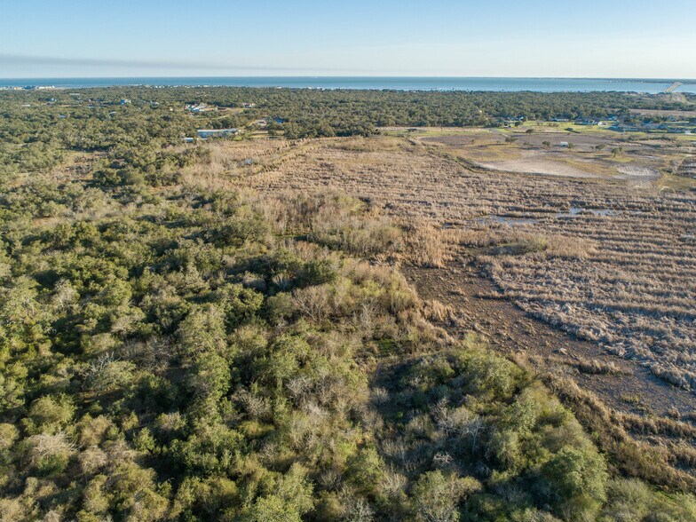 More Photos Of 6498 Highway 35 North, Rockport Land For Sale