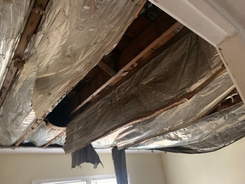 More Photos Of 2521 Noble Rd, Cleveland Heights Apartments For Sale