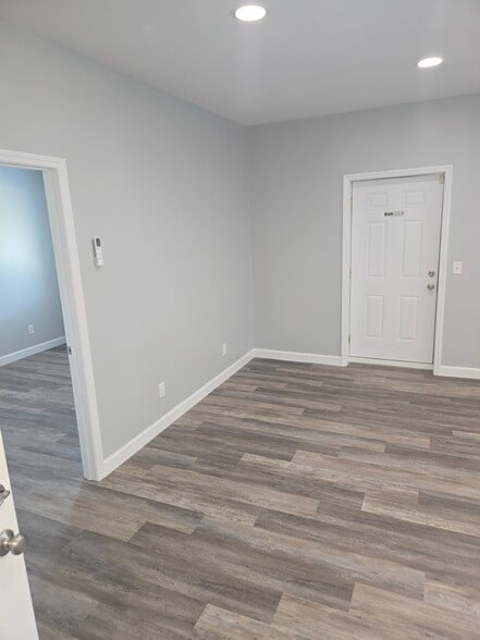 More Photos Of 1315 S Water Ave, Gallatin Freestanding For Lease