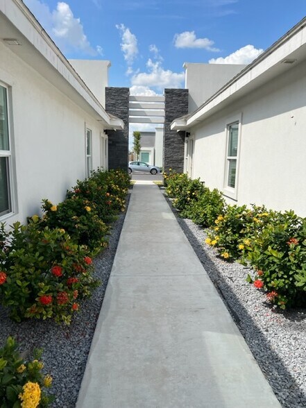 More Photos Of 3305 Frio Ave, McAllen Apartments For Sale