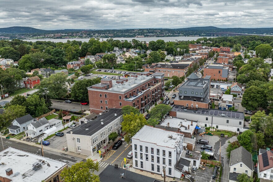 More Photos Of 246 Main St, Beacon Storefront Retail Residential For Sale