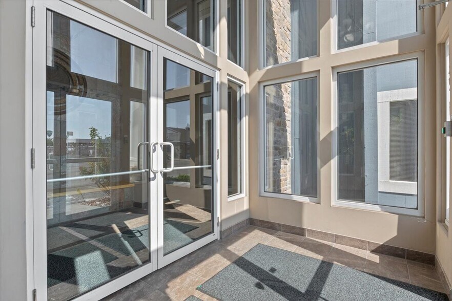 More Photos Of 2005 Lyell Ave, Rochester Office For Lease