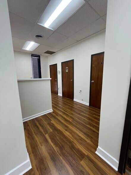 More Photos Of 6401 Carmel Rd, Charlotte Office For Lease