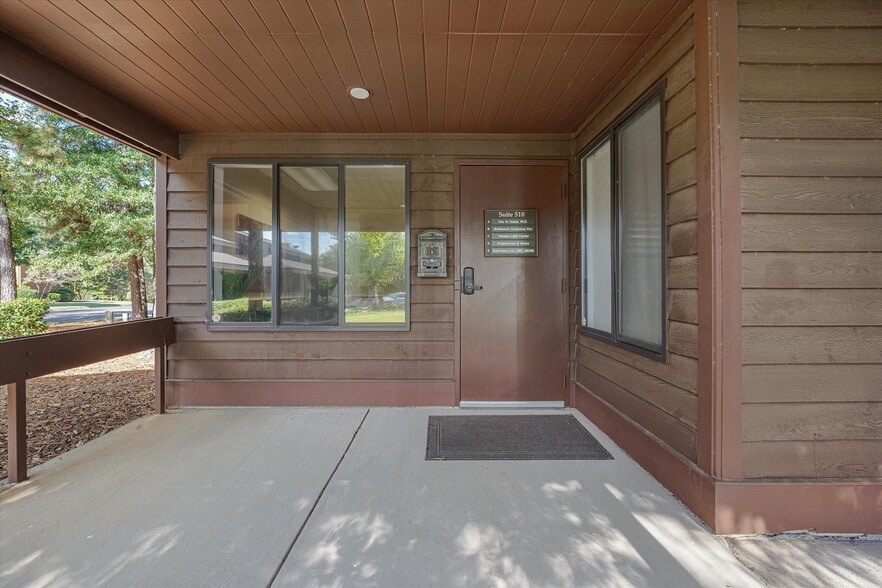 More Photos Of 1904 Front St, Durham Medical For Lease