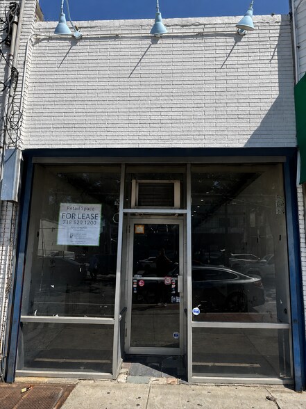 Primary Photo Of 188 Beach 116th St, Rockaway Park Storefront For Lease