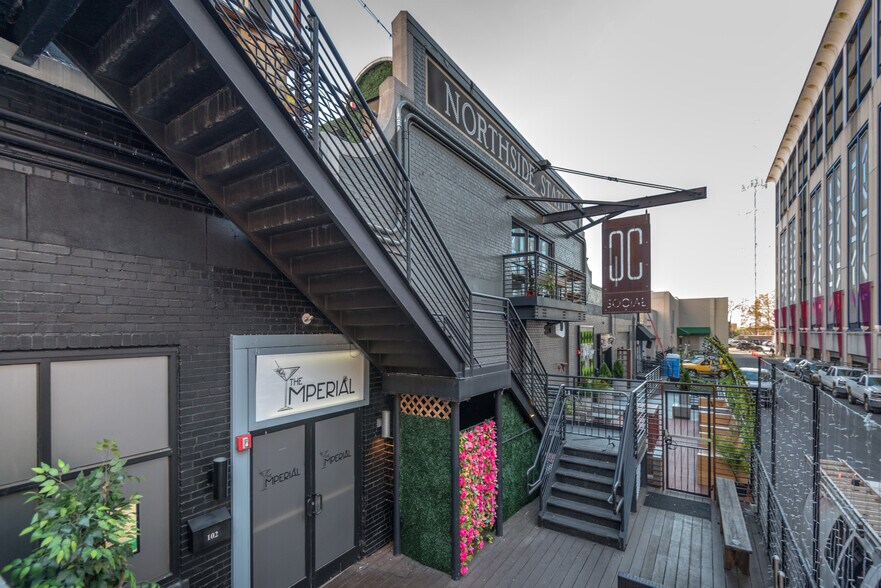 More Photos Of 300-314 N College St, Charlotte General Retail For Lease