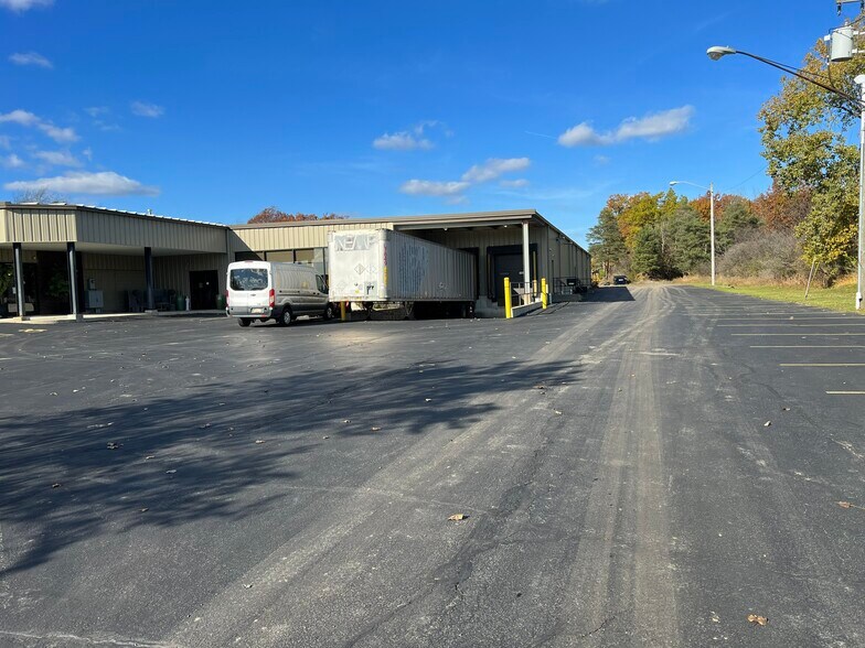 More Photos Of 4675 Transit Rd, Williamsville Manufacturing For Sale