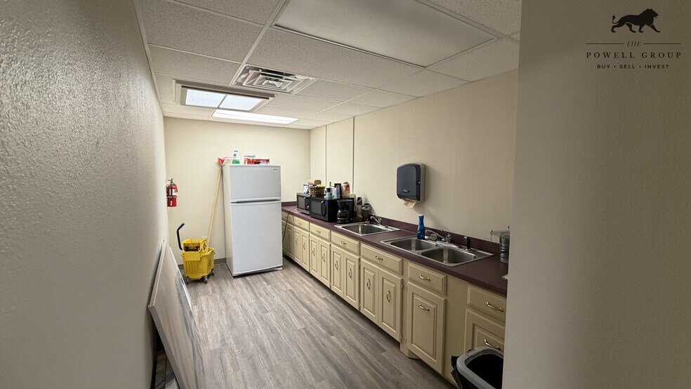 More Photos Of 5730 66th St, Lubbock Medical For Sale