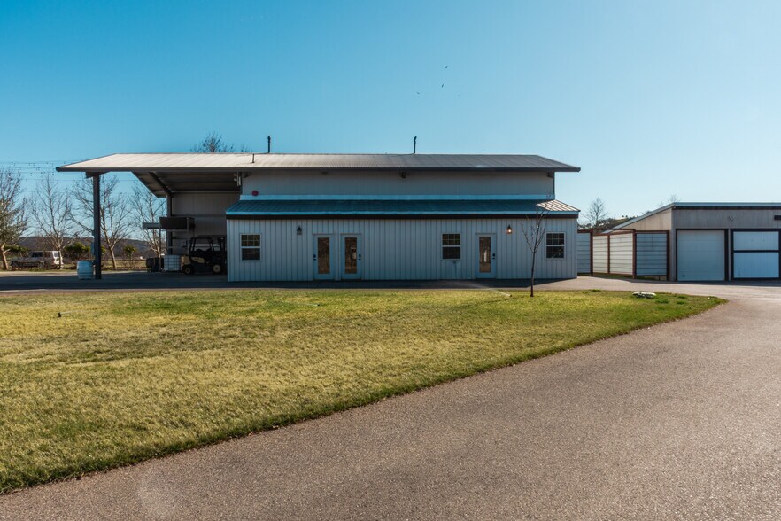 More Photos Of 1020 Penman Springs Rd, Paso Robles Winery Vineyard For Sale