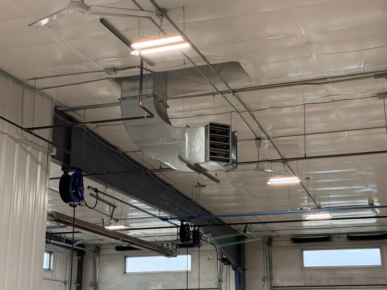 More Photos Of N643 Boulder Rd, Watertown Distribution For Sale