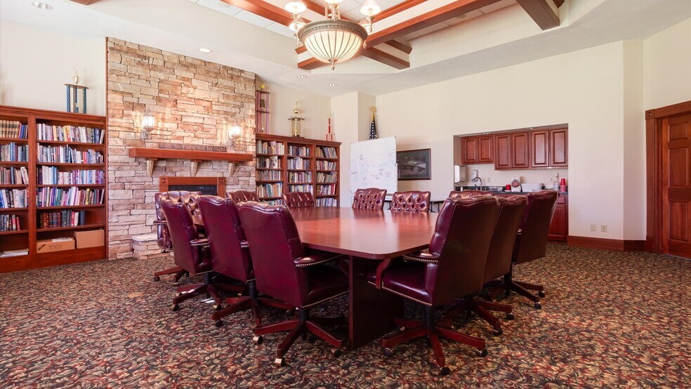 More Photos Of 8135 Mount Vernon Rd, Saint Louisville Office Residential For Sale