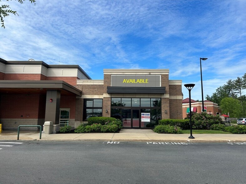 More Photos Of Boston Rd @ Littleton, Westford Unknown For Lease