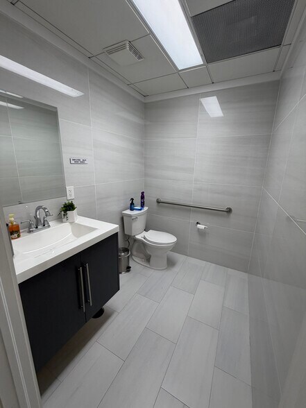 More Photos Of 7765 SW 87th Ave, Miami Medical For Sale