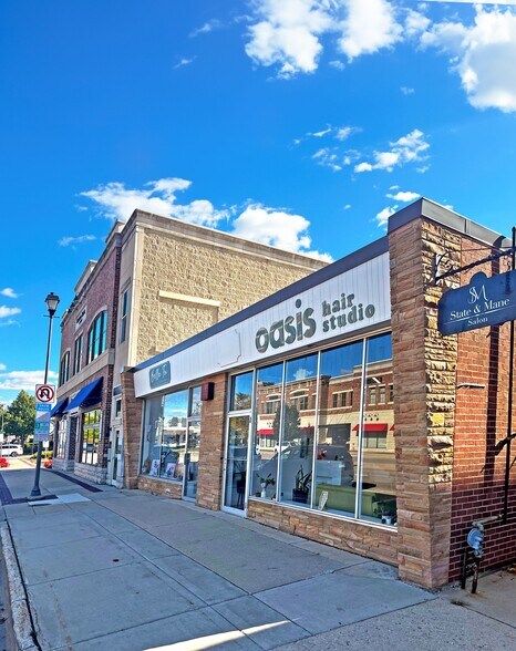 More Photos Of 516-522 W State St, Geneva Storefront For Sale