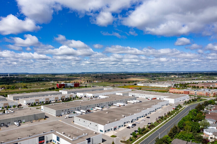 More Photos Of 3500 Ridgeway Dr, Mississauga Warehouse For Lease