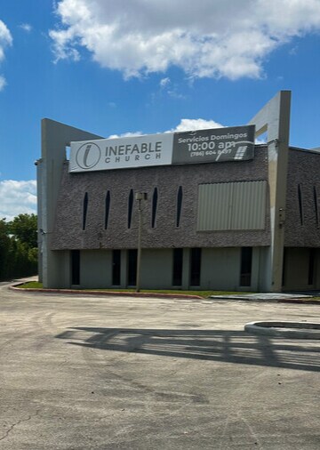 More Photos Of 18500 NE 5th Ave, Miami Gardens Office For Lease