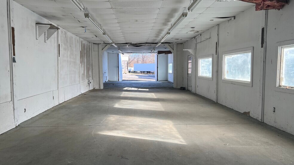 Primary Photo Of 96 Lombard Ave, West Barnstable Manufacturing For Lease