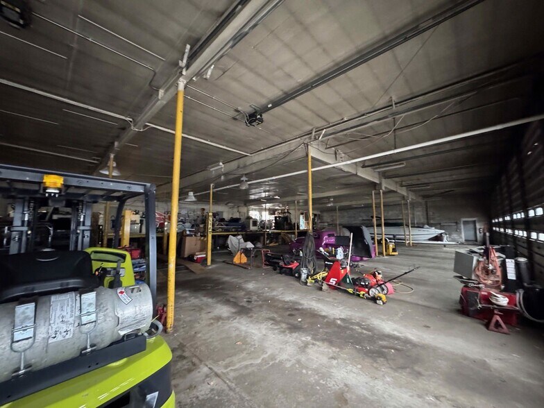 More Photos Of 21982 Rt-22, Hoosick Falls Truck Terminal For Lease