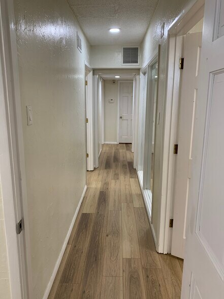 More Photos Of 1550 E University Dr, Mesa Office For Lease