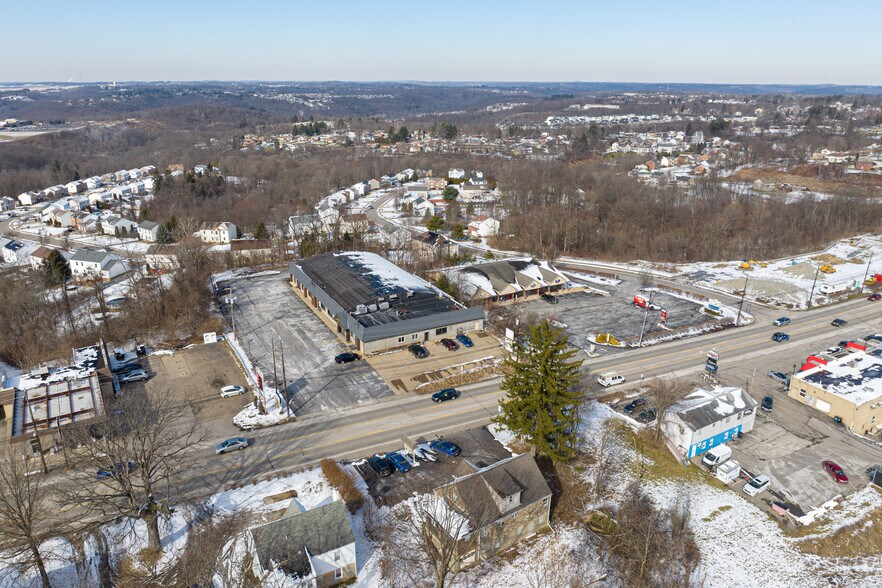 More Photos Of 5920-5924 Steubenville Pike, McKees Rocks Storefront For Lease