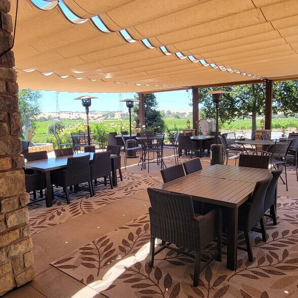 More Photos Of 4900 Union Rd, Paso Robles Winery Vineyard For Sale