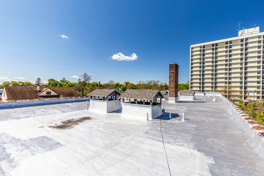 More Photos Of 312 Lake Ave, Rochester Apartments For Sale