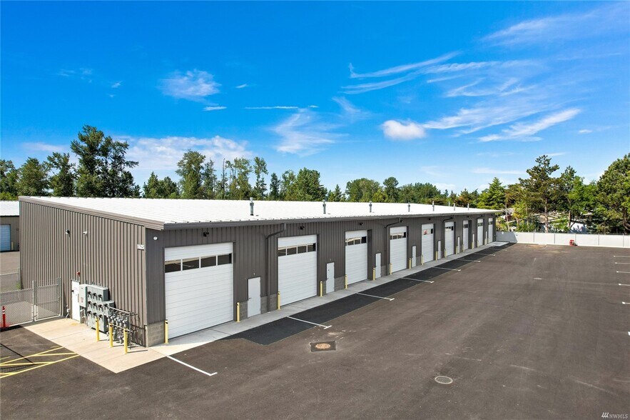 Primary Photo Of 1627 Jills Ct, Bellingham Distribution For Sale