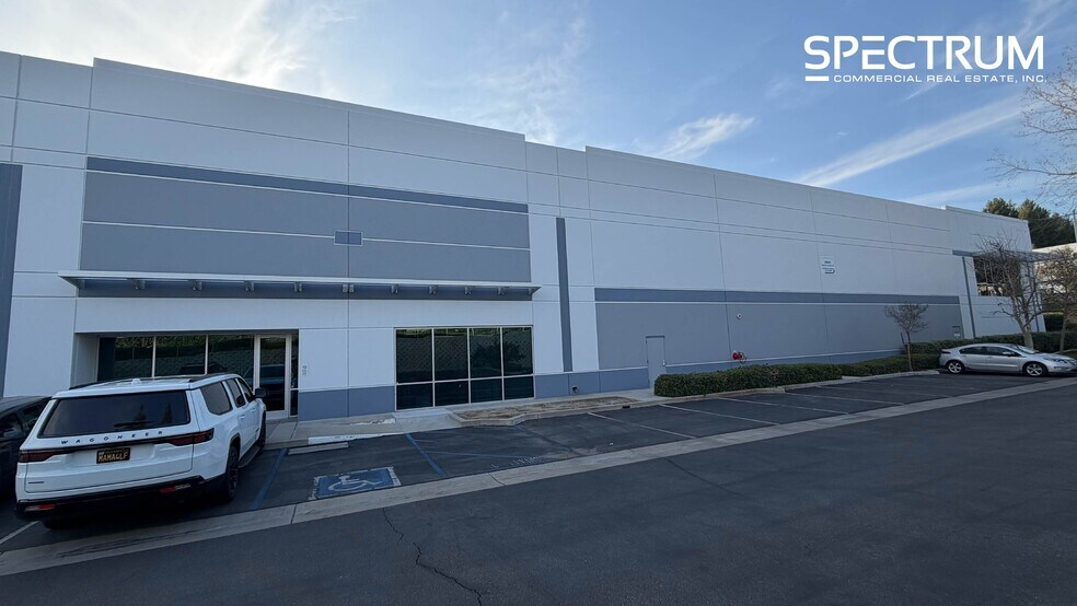 More Photos Of 28361-28385 Constellation Rd, Valencia Manufacturing For Lease