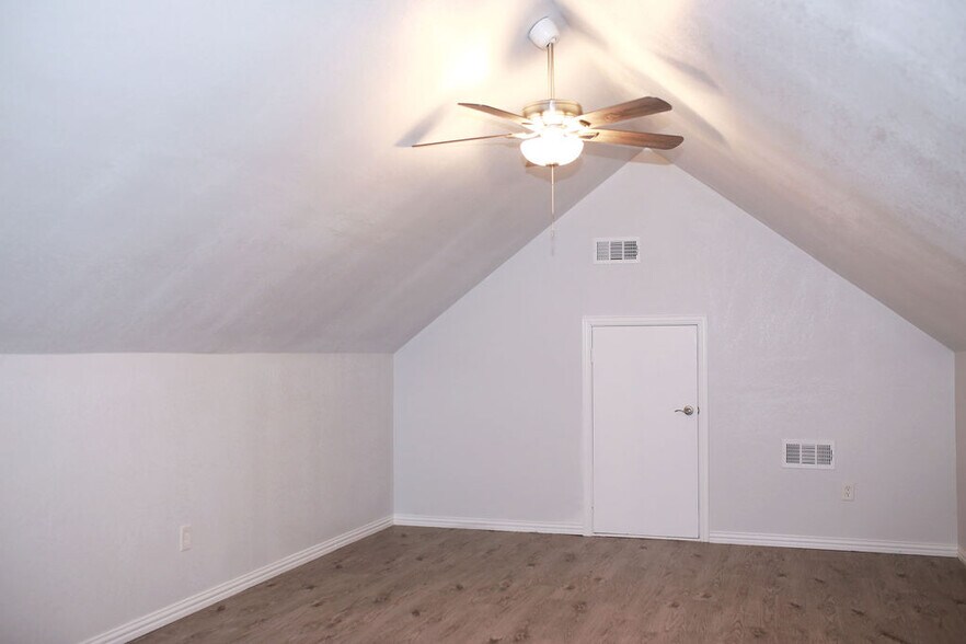More Photos Of 7311 FM 1886, Azle Apartments For Sale