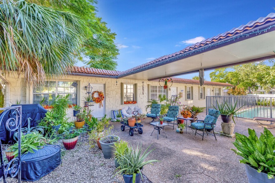 More Photos Of 2731 NE 1st Ter, Wilton Manors Apartments For Sale